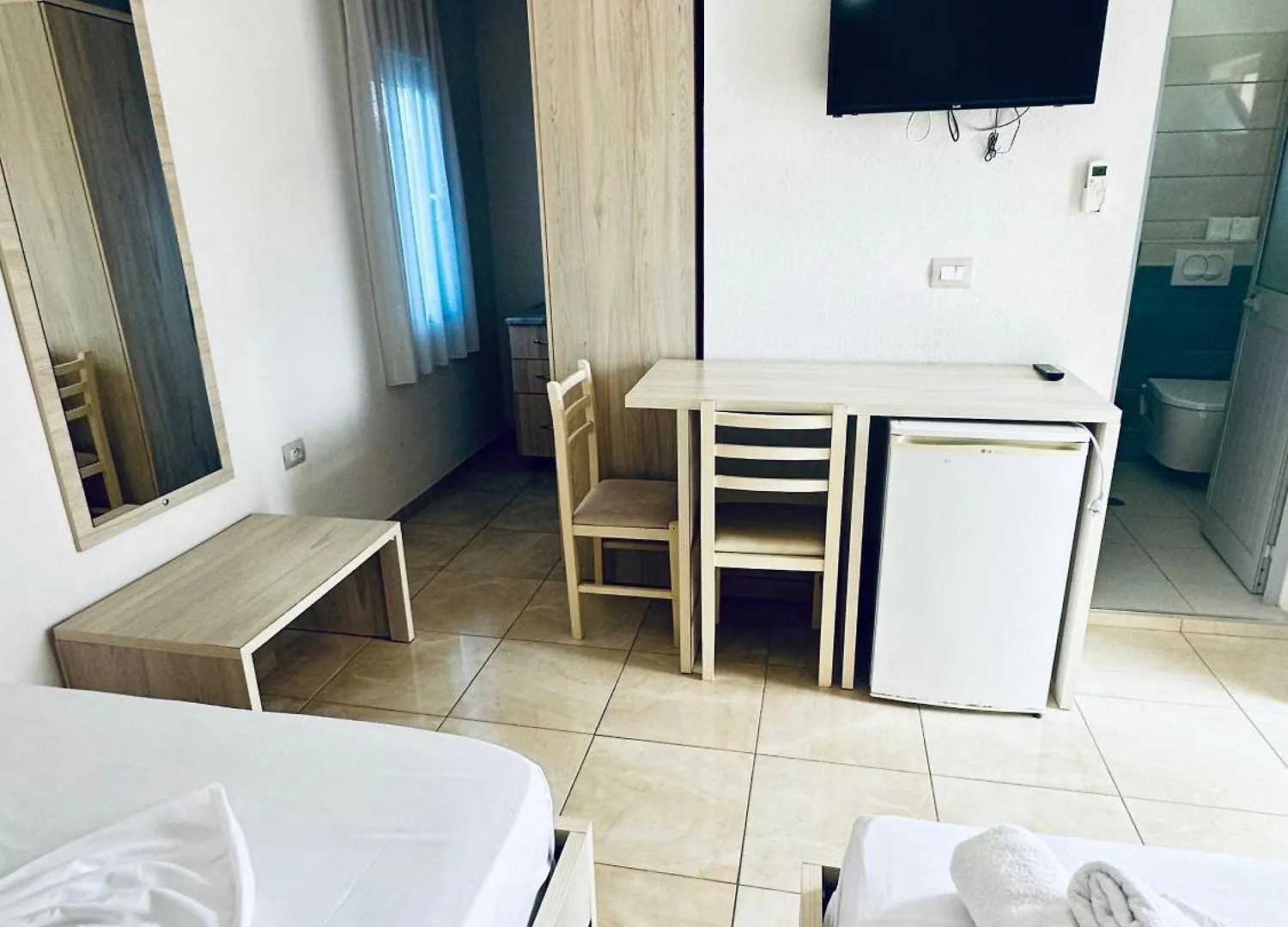 Hotel Lakaj 2 Velipoje