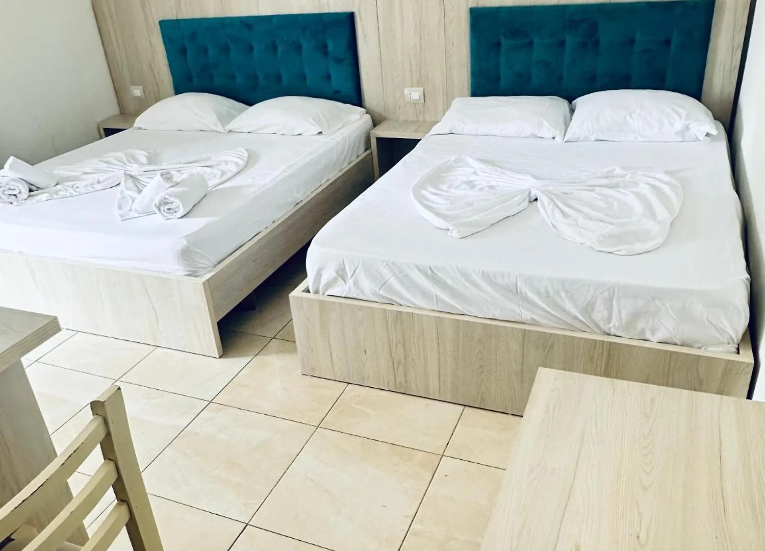 Hotel Lakaj 2 Velipoje