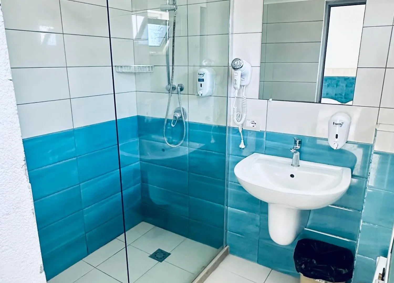 ***  Hotel Lakaj 2 Velipoje Albania